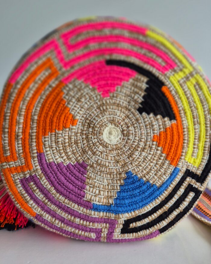 Eight Colourful Matizada - Image 2